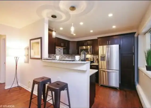Property at 4258 N Greenview Ave, Chicago, IL, 60613, 2 beds, 1 bath, [object Object]