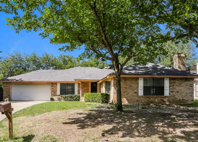 Property at 4824 Applewood Rd, Fort Worth, TX, 76133, 3 beds, 2 baths, [object Object]