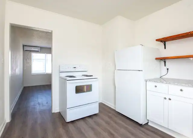 Property at 751 S Beverly St Unit 751b, Wichita, KS, 67218, 2 beds, 1 bath, [object Object]