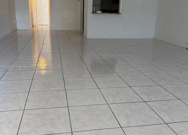 Property at 1885 NE 121st St #18, North Miami, FL, 33181, 1 bed, 1.5 baths, [object Object]