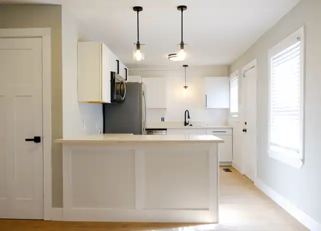 Property at 4225 Crittenden Ave Unit 4225, Indianapolis, IN, 46205, 2 beds, 1 bath, [object Object]