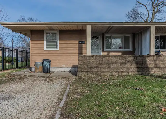 Property at 508 1/2 N Garfield Ave Unit 508 1/2, Champaign, IL, 61821, 3 beds, 1 bath, [object Object]