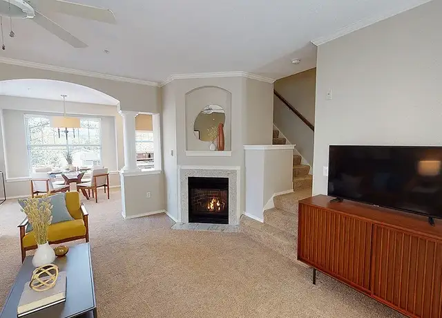 Photo of 4425 Issaquah Pine Lake Rd SE, Sammamish, WA 98075