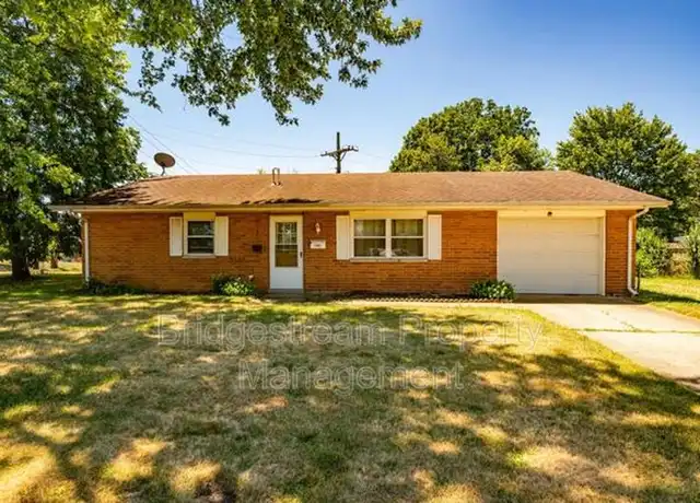 Property at 1331 Arrowhead Trl, Xenia, OH, 45385, 3 beds, 1 bath, [object Object]