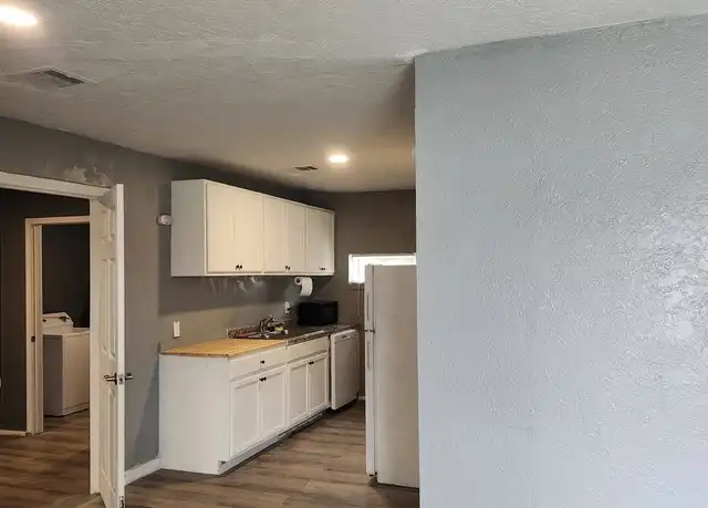 Property at 3621 Dawson Ln, Houston, TX, 77051, 4 beds, 2 baths, [object Object]