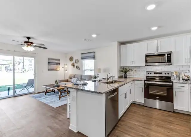 Property at 32194 Levering St, Wesley Chapel, FL, 33545, 3 beds, 2.5 baths, [object Object]