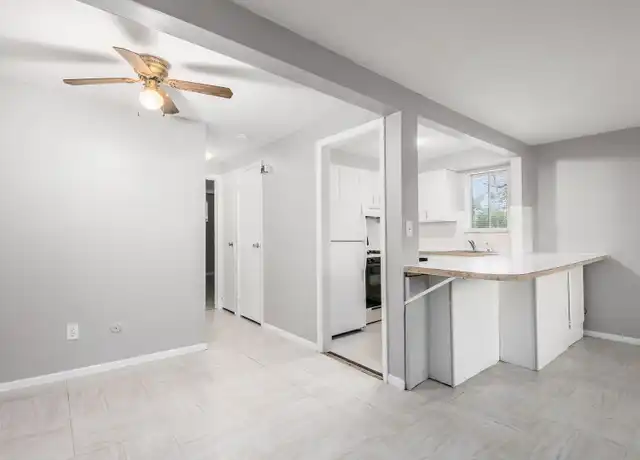 Property at 2888 Cleveland Ave Unit D, Columbus, OH, 43224, 1 bed, 1 bath, [object Object]