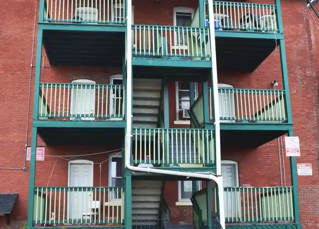 Property at 286 Park St, Hartford, CT, 06106, 3 beds, 1 bath, [object Object]