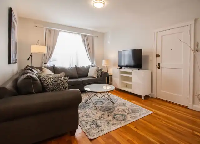 Property at 4 Kent St Unit 4, Brookline, MA, 02445, 2 beds, 1 bath, [object Object]