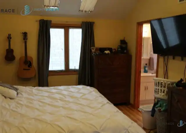 Property at 1306 N Cleaver St Unit CH, Chicago, IL, 60642, 2 beds, 3 baths, [object Object]
