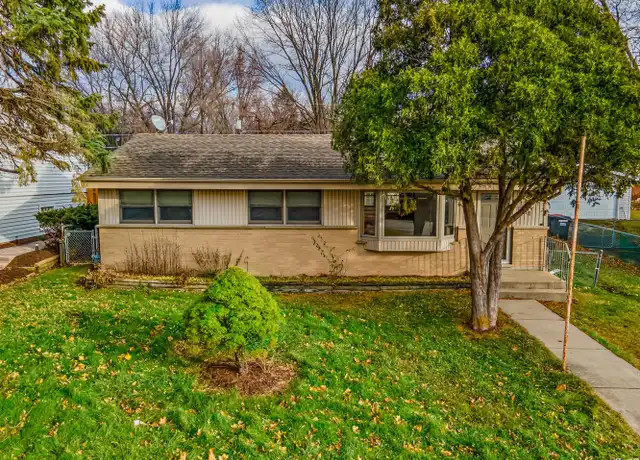 Property at 1414 Clayton Marsh Dr, Lake in the Hills, IL, 60156, 3 beds, 1 bath, [object Object]