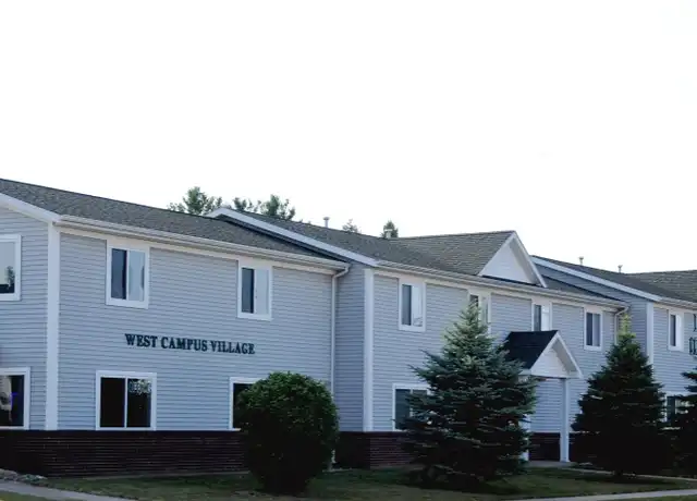 Property at 1120 W Campus Dr Unit P31, Mt Pleasant, MI, 48858, 5 beds, 2 baths, [object Object]