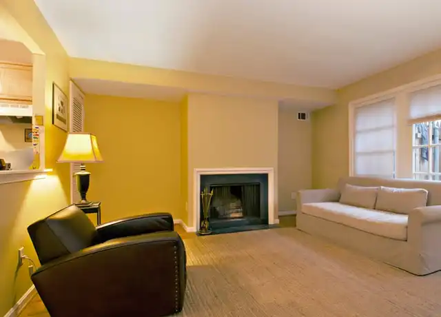 Property at 4450 MacArthur Blvd NW Unit 10A, Washington, DC, 20007, 1 bed, 1 bath, [object Object]
