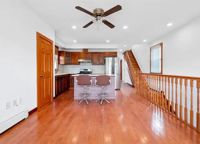 Property at 38-42 216th St Unit 2, Flushing, NY, 11361, 3 beds, 1.5 baths, [object Object]