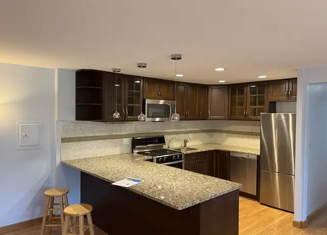 Property at 6 Juniper St #16, Brookline, MA, 02445, 3 beds, 1 bath, [object Object]