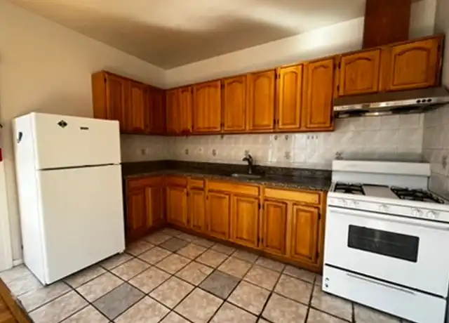 Property at 950 International Blvd Unit 950 A, Oakland, CA, 94606, 2 beds, 1 bath, [object Object]