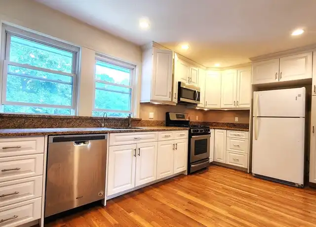 Property at 177 Trapelo Rd Unit 1, Belmont, MA, 02478, 2 beds, 1 bath, [object Object]