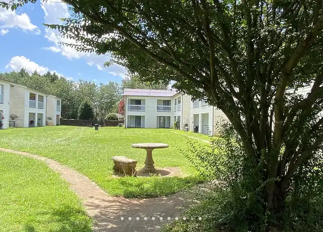 Property at Hickory Square Apartments - 1820 20th Avenue Dr NE, Hickory, NC, 28601, 1-2 bed, 1 bath, [object Object]