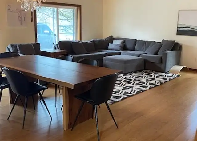 Property at 6036 SW 18th Dr, Portland, OR, 97239, 4 beds, 2 baths, [object Object]
