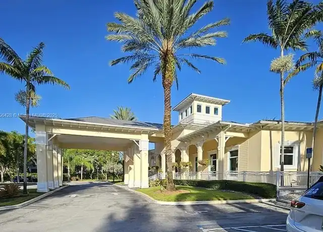 Property at 2610 NE 3rd Dr #102, Homestead, FL, 33033, 2 beds, 2 baths, [object Object]