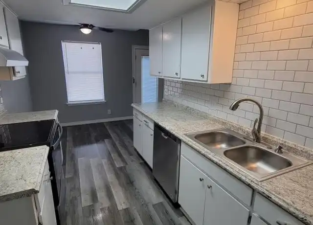 Property at 1733 Edmund Blvd, San Angelo, TX, 76901, 3 beds, 2 baths, [object Object]