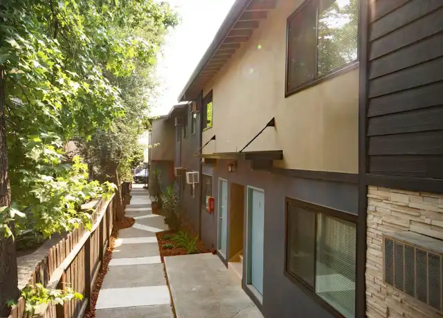 Property at 2412 Q St #4, Sacramento, CA, 95816, 2 beds, 2 baths, [object Object]