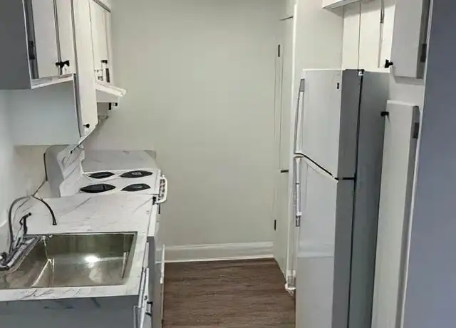 Property at 710 W McNeese St Unit 5, Lake Charles, LA, 70605, 1 bed, 1 bath, [object Object]