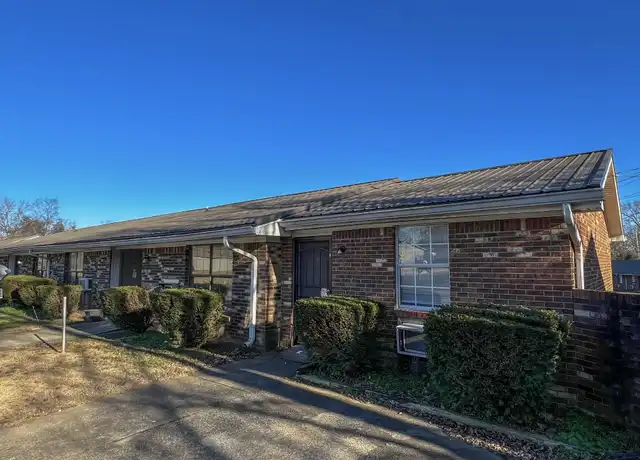 Property at 105 Walnut St Unit 14, Clarksville, TN, 37042, 1 bed, 2 baths, [object Object]