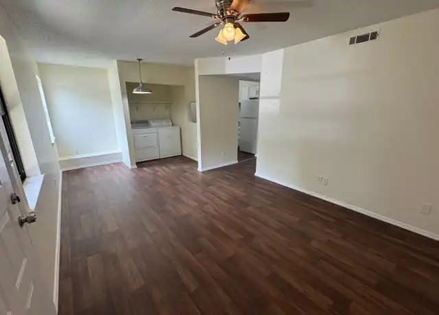 Property at 2575 Case St Unit 3A, Batesville, AR, 72501, 1 bed, 1 bath, [object Object]