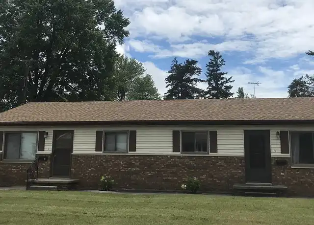 Property at 813 Cedar St Unit Duplex, St Clair, MI, 48079, 2 beds, 1 bath, [object Object]