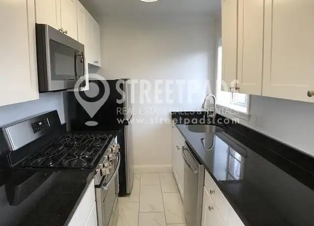 Property at 72 St Paul St, Brookline, MA, 02446, 1 bed, 1 bath, [object Object]