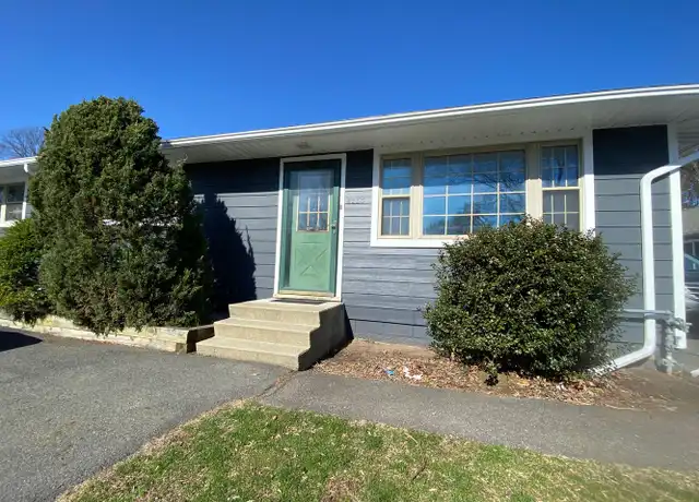 Property at 1115 Locust St Unit 4, Kingston, NY, 12401, 3 beds, 1 bath, [object Object]