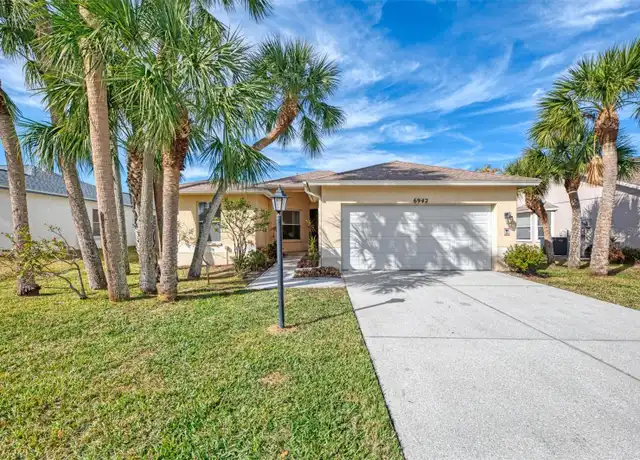 Property at 6942 42nd Ct E, Sarasota, FL, 34243, 3 beds, 2 baths, [object Object]