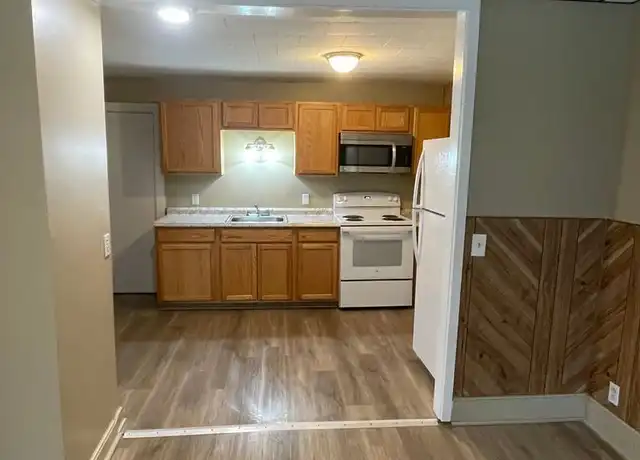 Property at 141 College Ave Apt 1, Waterville, ME, 04901, 1 bed, 1 bath, [object Object]
