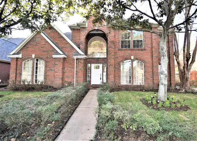 Property at 1323 W Forest Dr, Houston, TX, 77043, 4 beds, 3 baths, [object Object]