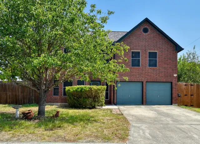 Property at 911 River Hl, New Braunfels, TX, 78130, 4 beds, 2.5 baths, [object Object]