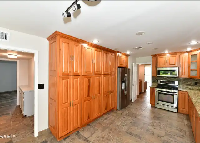 Property at 5900 Mira Hermosa Dr, El Paso, TX, 79912, 4 beds, 3.5 baths, [object Object]