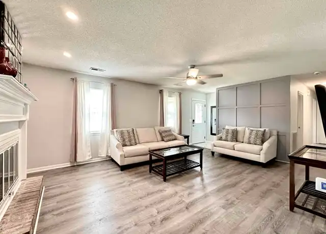 Property at 1752 Dailey Ter NW Unit 3, Huntsville, AL, 35816, 1 bed, 2 baths, [object Object]