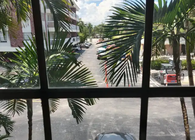 Property at 2424 SE 17th St Unit 206B, Fort Lauderdale, FL, 33316, 1 bed, 1 bath, [object Object]