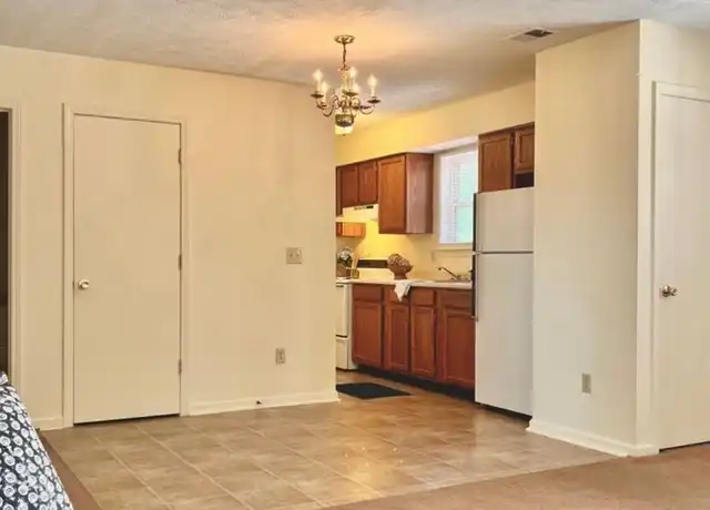 Property at 390 Gibson Ln Unit 3, Richmond, KY, 40475, 2 beds, 1 bath, [object Object]