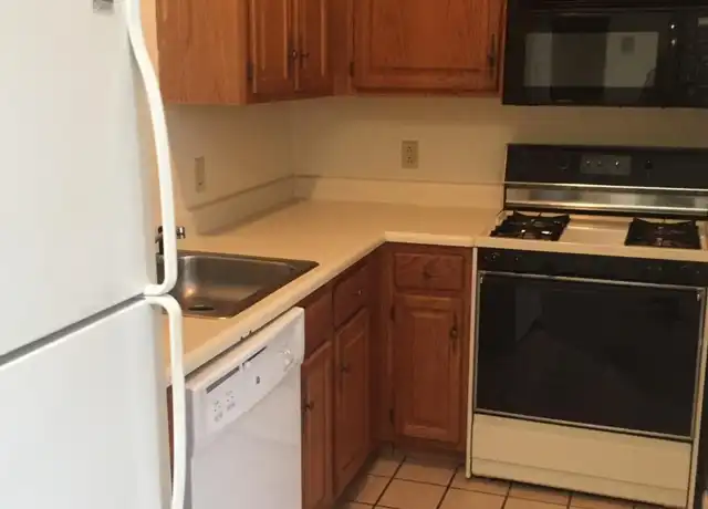 Property at 67 Washington St Unit 204J, Haverhill, MA, 01832, 1 bed, 1 bath, [object Object]
