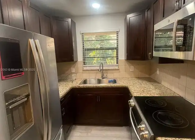 Property at 1736 N 16th Ct Unit A, Hollywood, FL, 33020, 1 bed, 1 bath, [object Object]