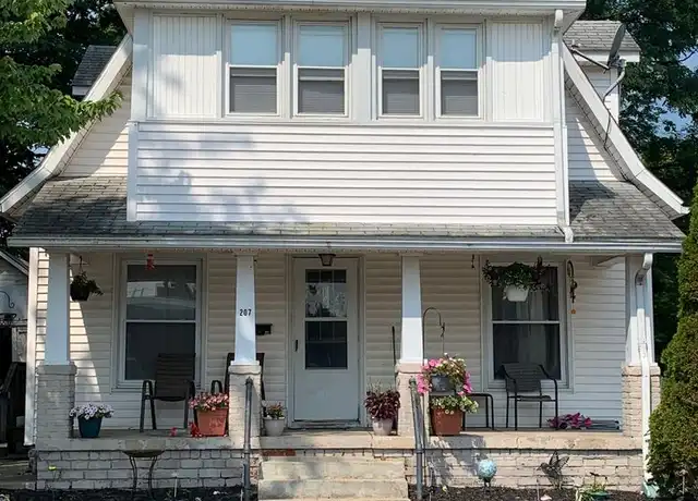 Property at 207 Crane Dr Unit 2, Crawfordsville, IN, 47933, 2 beds, 1 bath, [object Object]