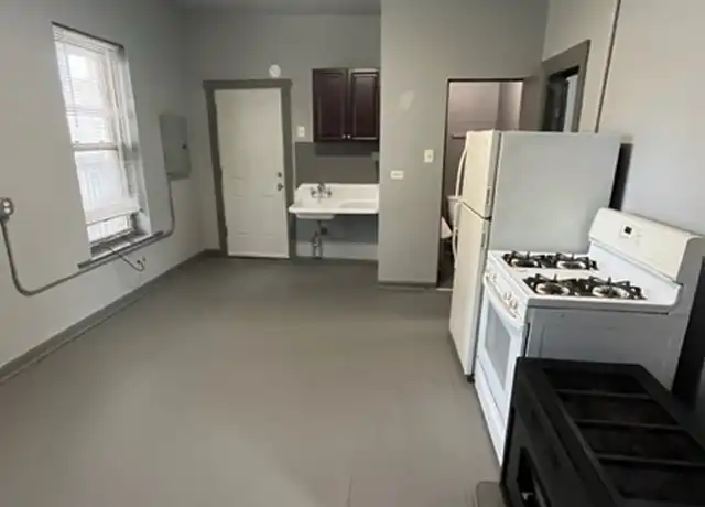 Property at 3254 S Morgan St Unit CH2N, Chicago, IL, 60608, 2 beds, 1 bath, [object Object]