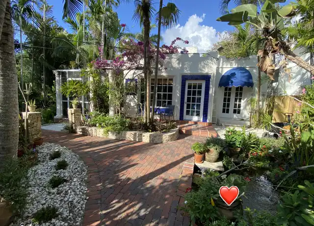 Property at 3084 Jefferson St Unit LONG, Miami, FL, 33133, 2 beds, 1 bath, [object Object]
