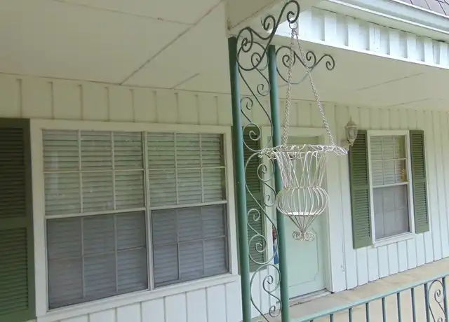Property at 2516 Enfield Rd Unit 201, Austin, TX, 78703, 2 beds, 1 bath, [object Object]