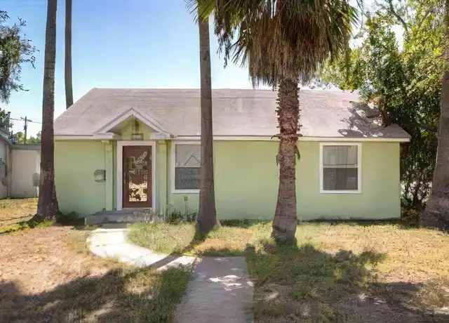 Property at 800 N 16th St, McAllen, TX, 78501, 3 beds, 2 baths, [object Object]