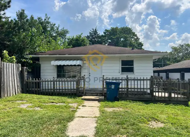 Property at 805 S Worth Ave, Indianapolis, IN, 46241, 1 bed, 1 bath, [object Object]