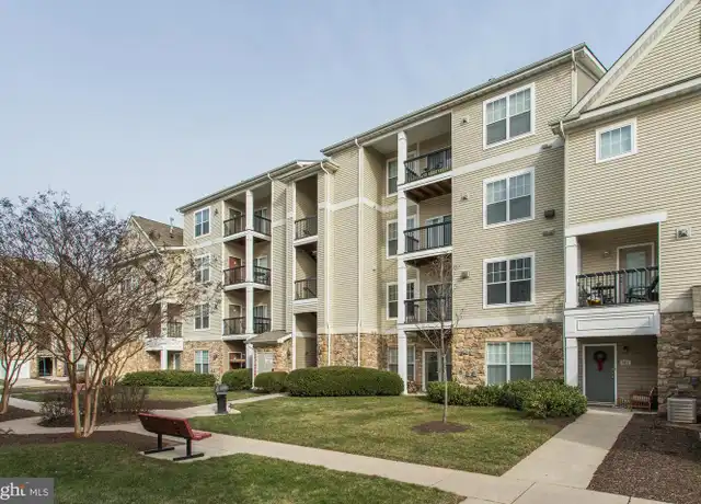 Property at 5106 Travis Edward Way Unit I, Centreville, VA, 20120, 2 beds, 2 baths, [object Object]