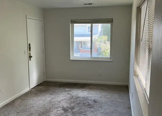 Property at 57 Pointview Ave Unit C, Dayton, OH, 45405, 1 bed, 1 bath, [object Object]